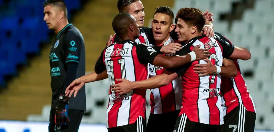 Joueurs de River Plate célébrant un but
