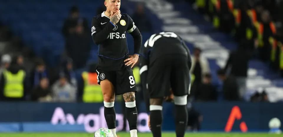 Joueur de Chelsea en attente de coup franc