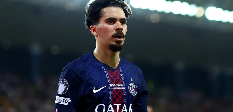 Joueur de Paris Saint-Germain sur le terrain