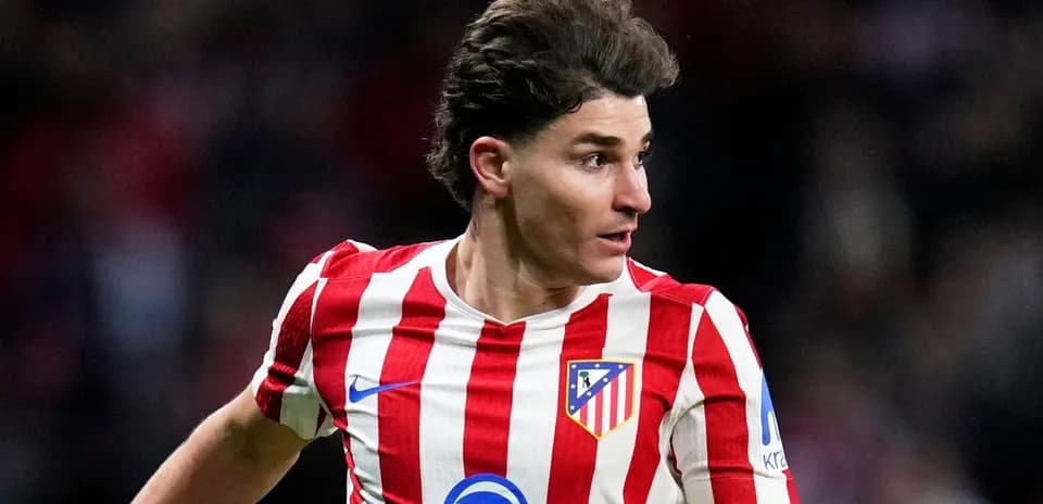 Joueur d'Atlético Madrid en action sur le terrain
