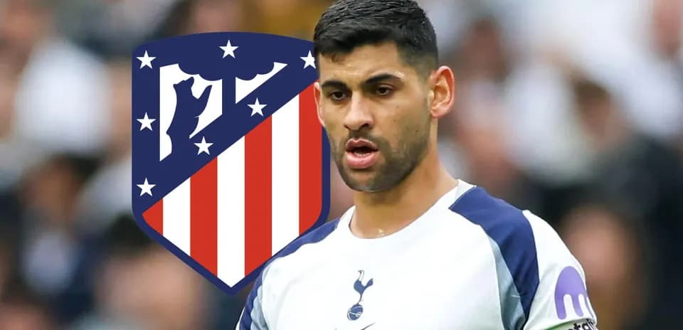 Joueur de Tottenham avec logo de l'Atlético Madrid