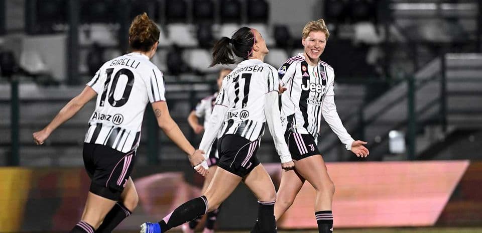 Joueuses de la Juventus célébrant un but