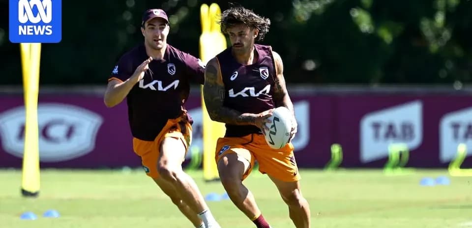 Joueurs s'entraînant sur le terrain de rugby