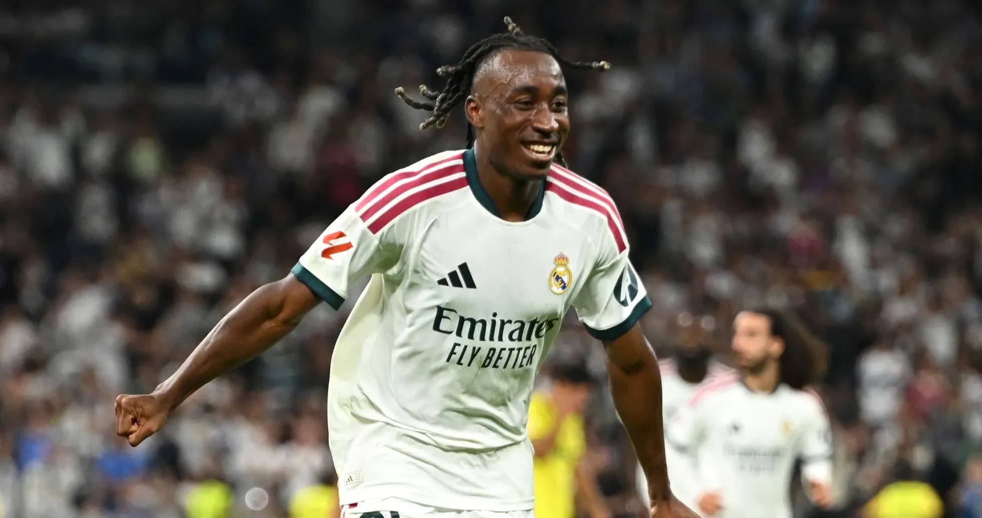 Joueur de Real Madrid célébrant un but au stade