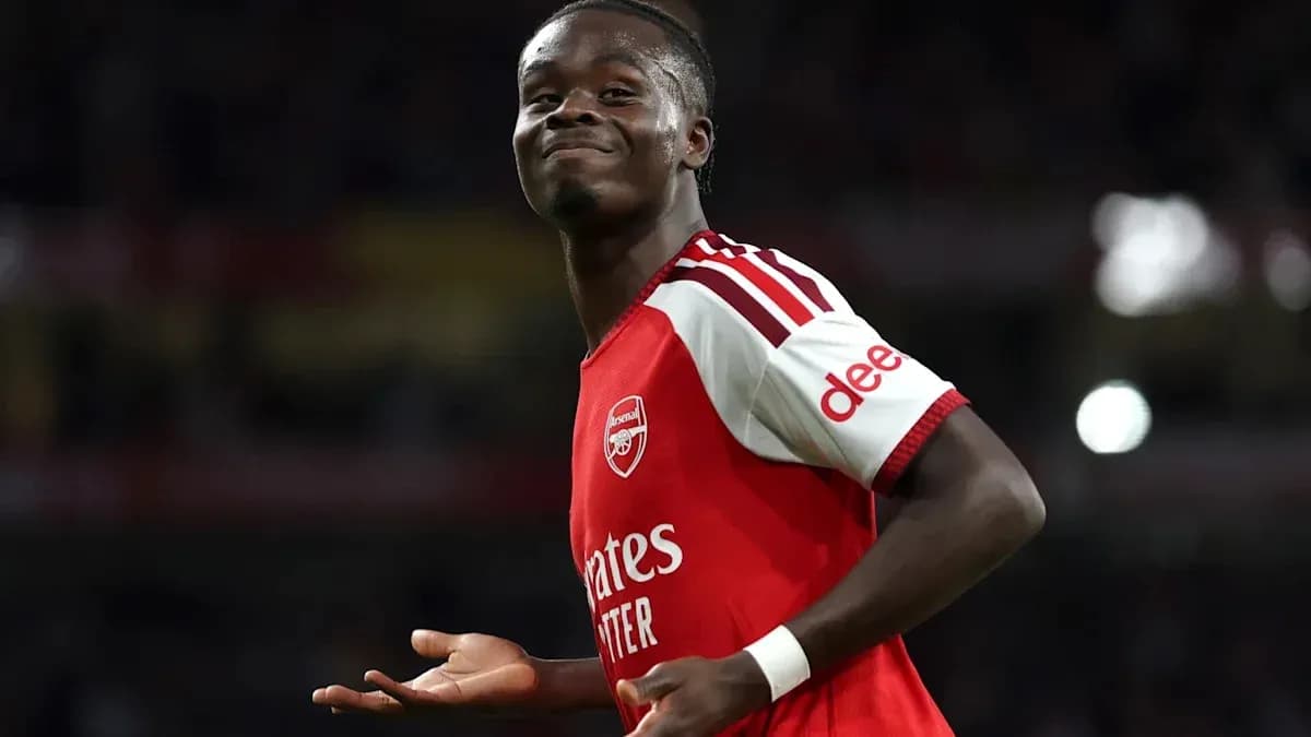 Joueur d'Arsenal célébrant un but sur le terrain