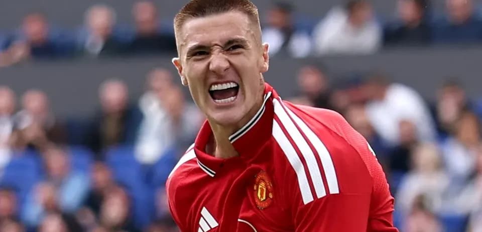 Joueur de Manchester United célébrant sur le terrain