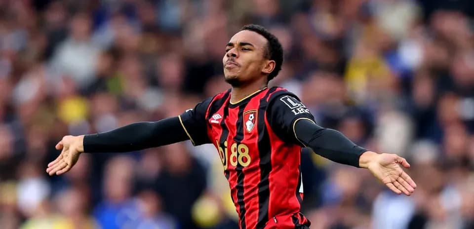 Joueur de Bournemouth célèbre un but