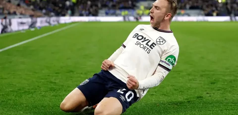Un joueur de West Ham célèbre un but marqué