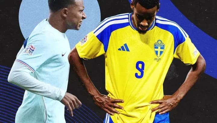Joueurs en action lors d'un match de football