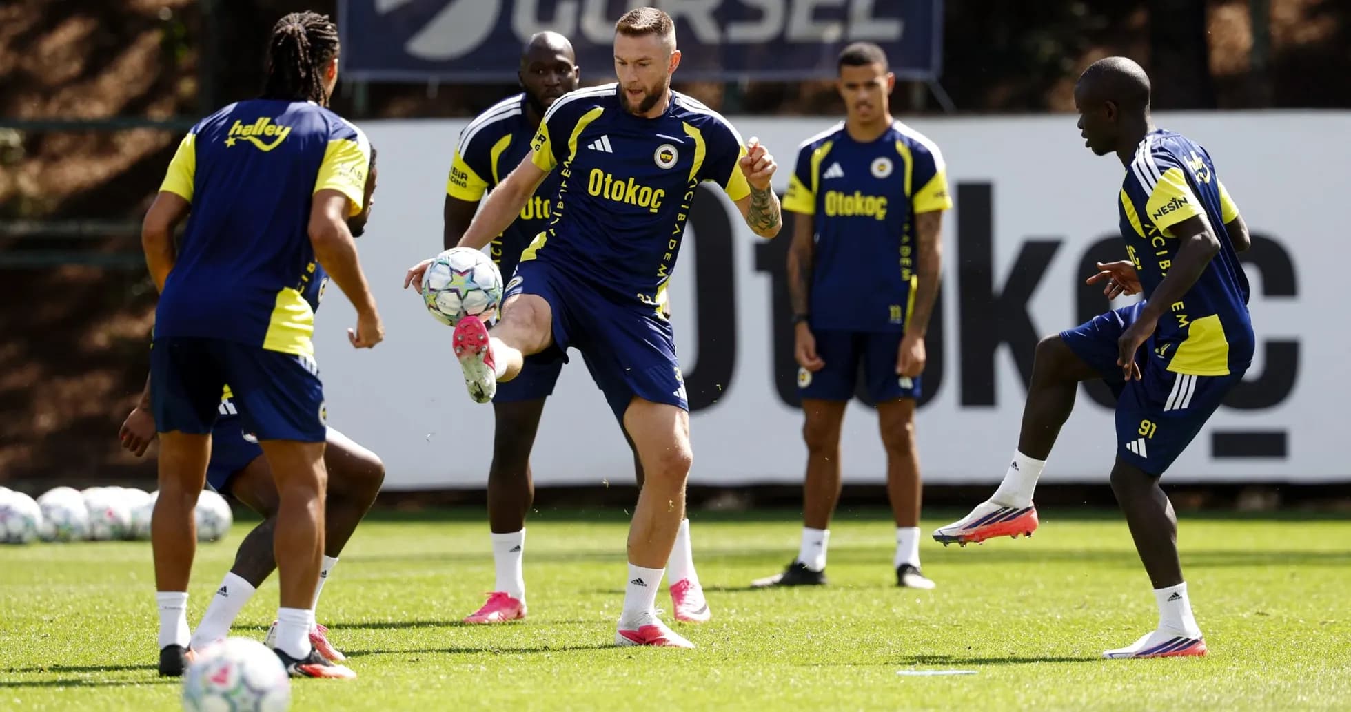 Entraînement de Fenerbahçe avant le match