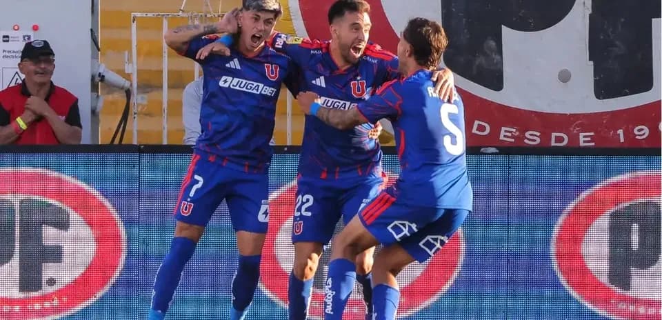 Joueurs de l'Universidad de Chile célébrant un but