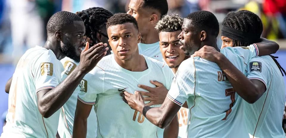 Joueurs français célébrant un but au Mondial
