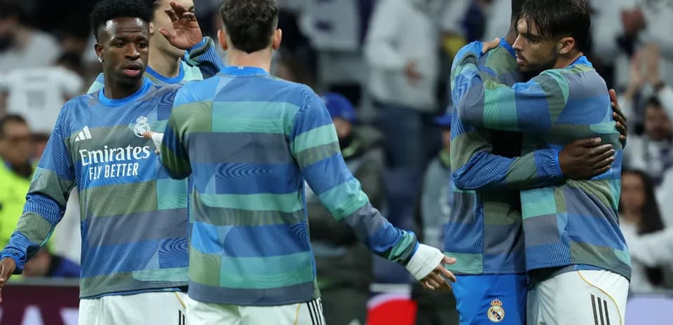 Joueurs du Real Madrid s'échauffant avant le match