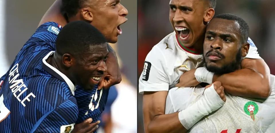 Joueurs de France et du Maroc célébrant un but
