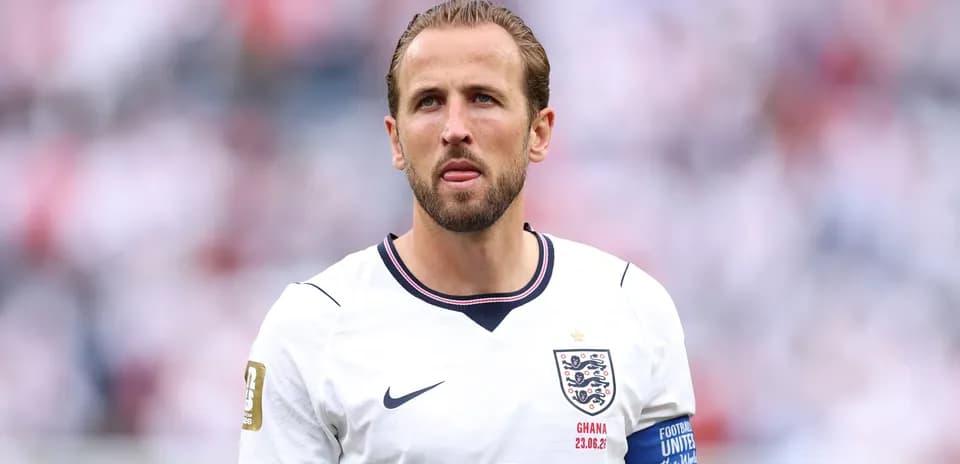 Joueur anglais en tenue nationale sur le terrain