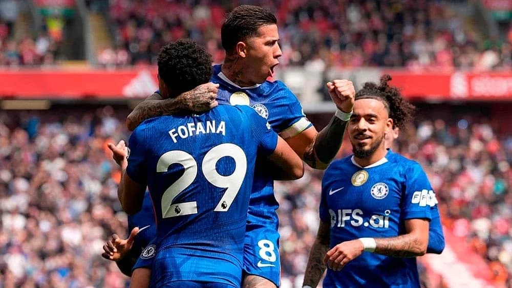 Joueurs de Chelsea célébrant un but