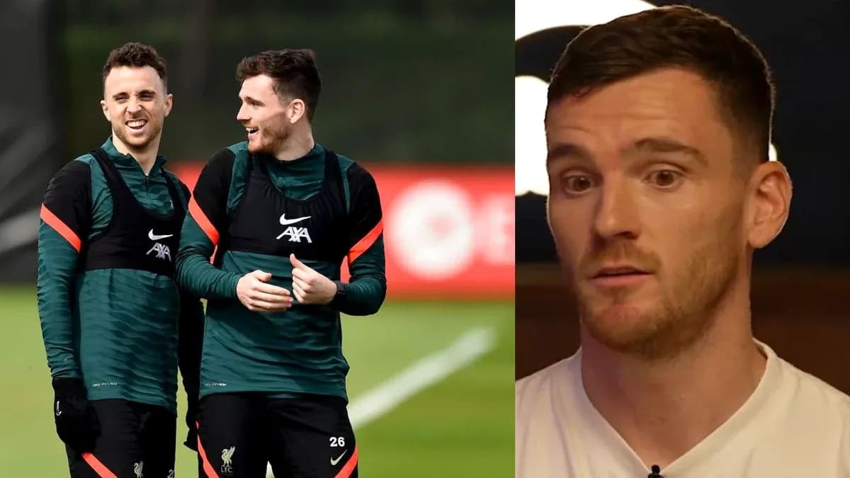 Deux joueurs de Liverpool s'entraînant ensemble