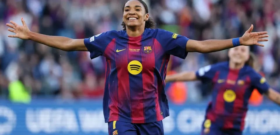 Joueuse du FC Barcelone célébrant un but