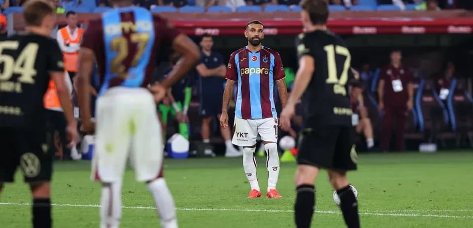 Joueurs de Trabzonspor sur le terrain pendant le match