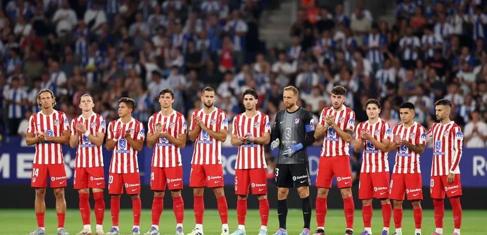 Joueurs de l'Atletico Madrid en formation