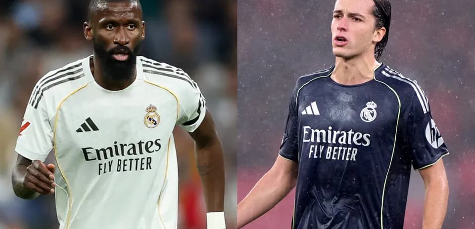 Deux joueurs de Real Madrid en action sur le terrain