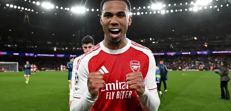 Joueur d'Arsenal célébrant une victoire