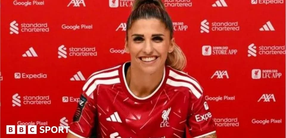 Joueuse de Liverpool en conférence de presse