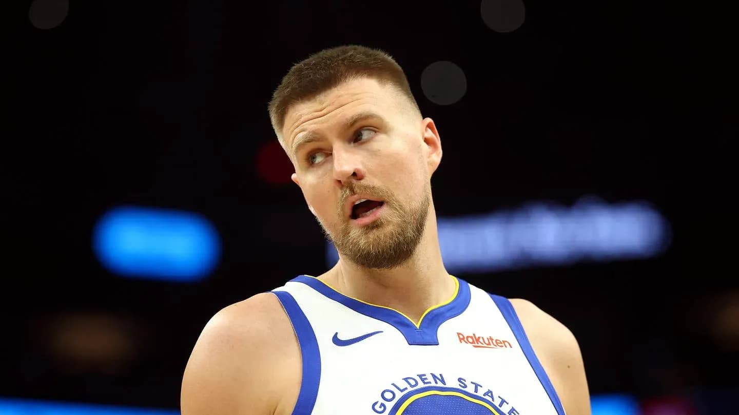 Joueur de Golden State en action sur le terrain