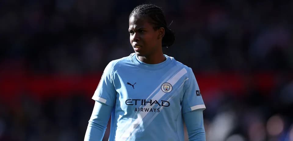 Joueuse de Manchester City en tenue de match