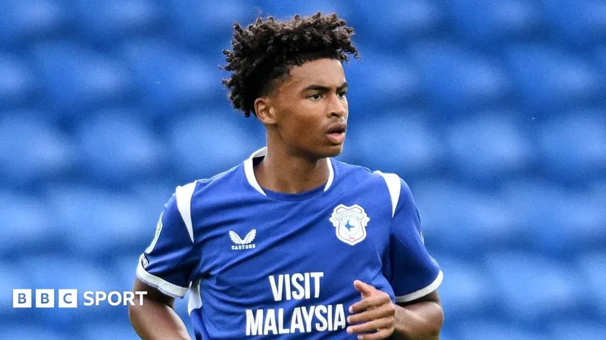 Joueur de Cardiff City en action sur le terrain