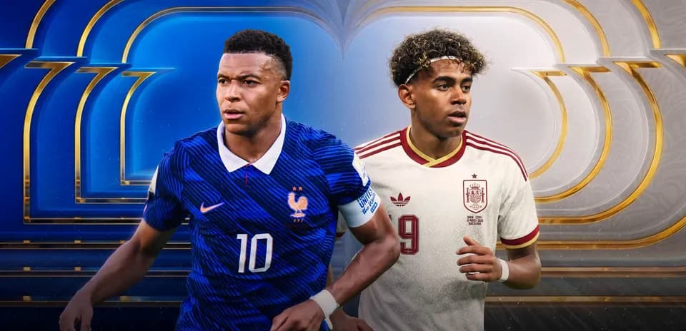 Kylian Mbappé et joueur espagnol avant le match