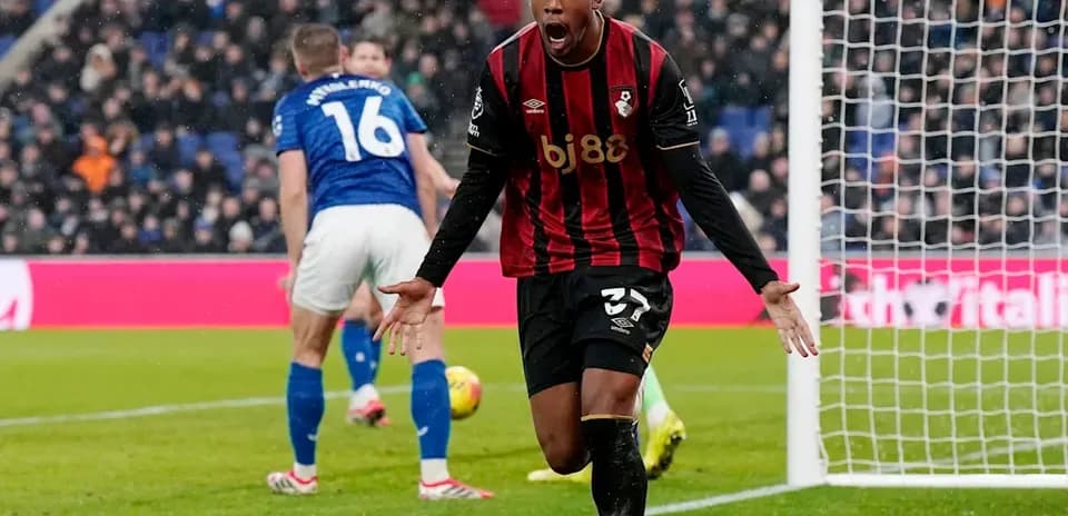 Joueur de Bournemouth célébrant un but marqué