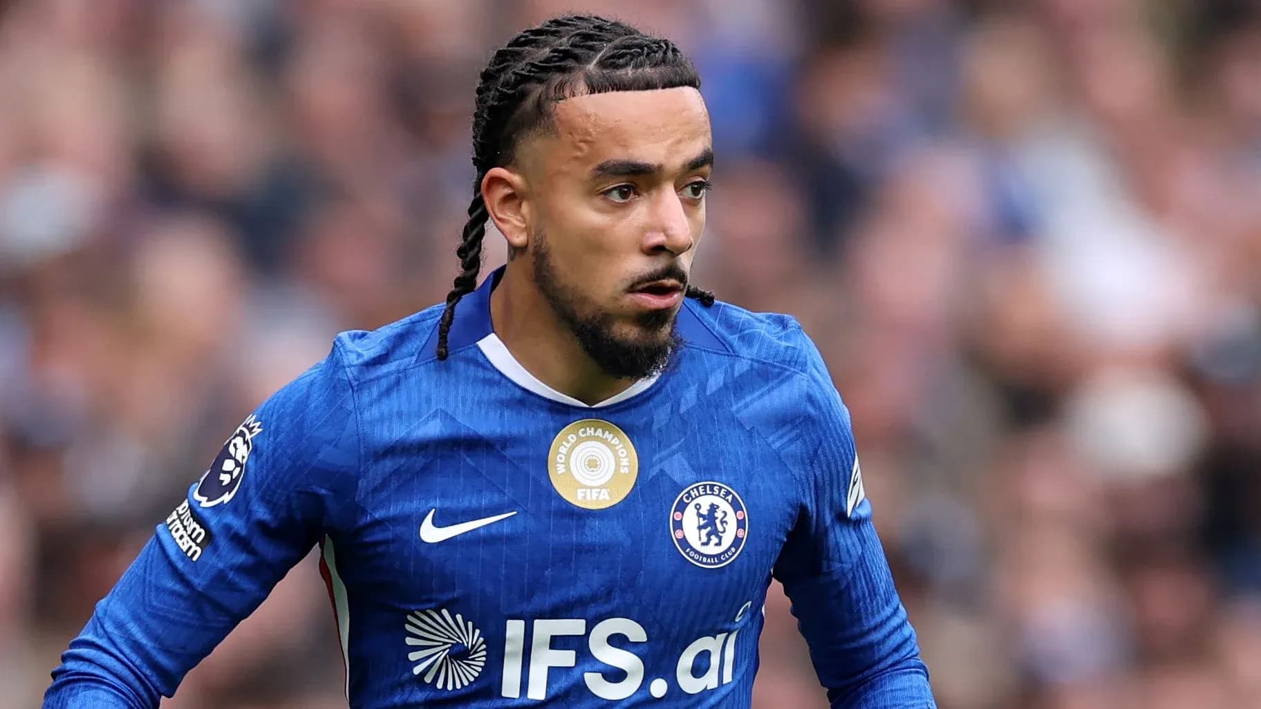 Joueur de Chelsea en action sur le terrain