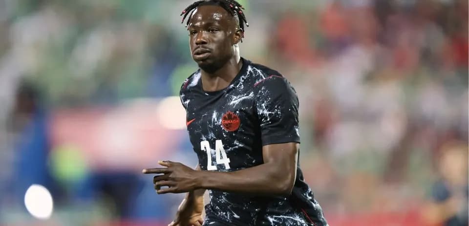 Joueur canadien en action sur le terrain