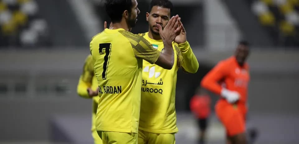 Joueurs d'Ittihad Kalba célébrant un but