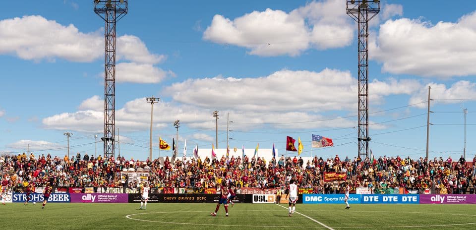 Match de football entre Detroit City et Lexington