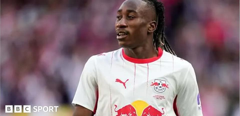 Joueur de RB Leipzig sur le terrain de football