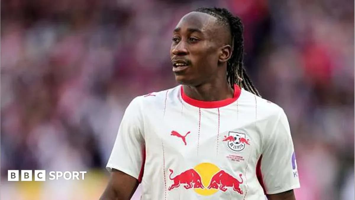 Joueur de RB Leipzig sur le terrain de football