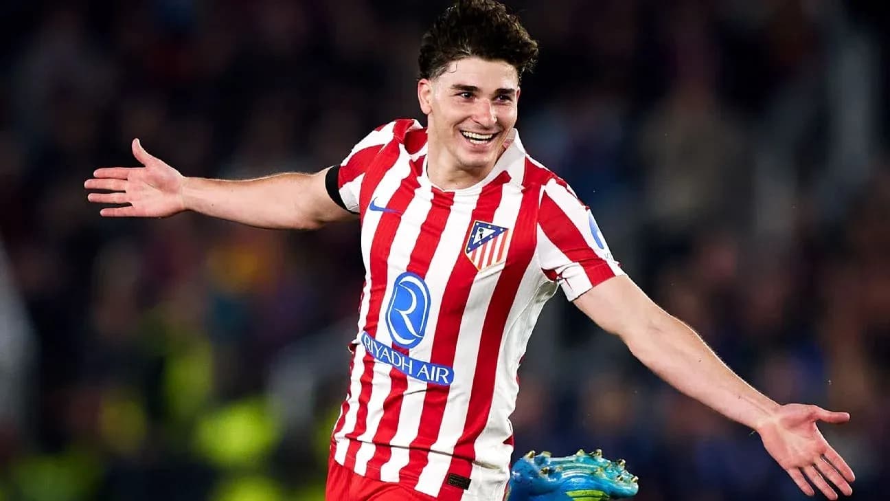 Joueur d'Atlético de Madrid célébrant un but