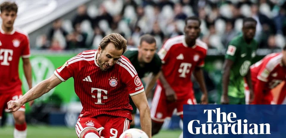 Joueur de Bayern Munich tirant un penalty lors du match