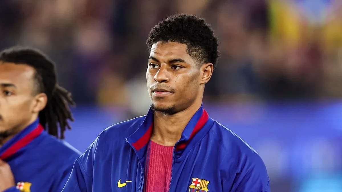 Joueur de Barcelone sur le terrain avant le match