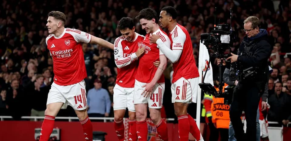 Joueurs d'Arsenal célébrant un but