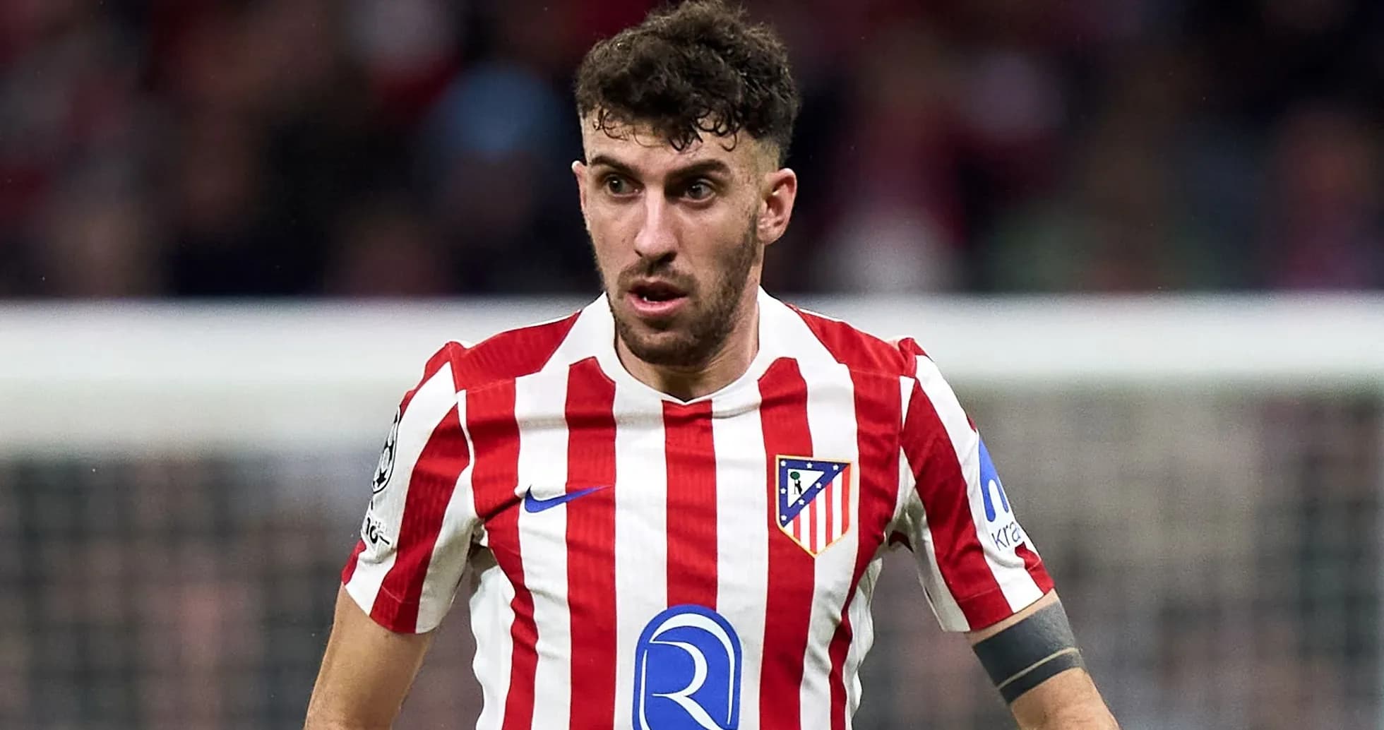 Joueur d'Atlético de Madrid en action sur le terrain