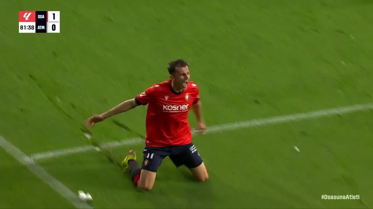 Joueur d'Osasuna célébrant un but