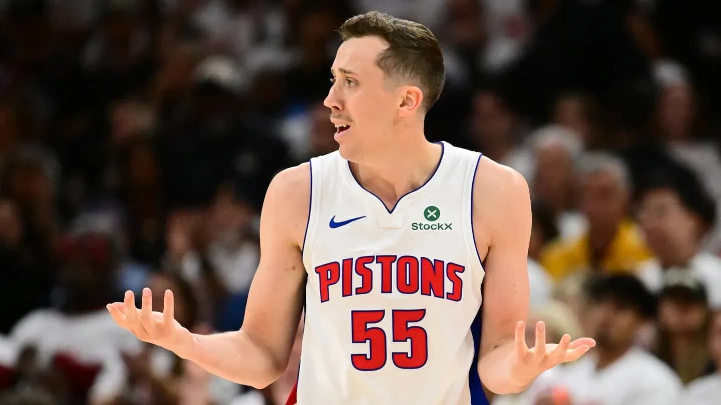 Joueur des Pistons s'exprimant sur le terrain