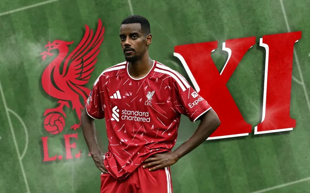 Joueur de Liverpool en maillot rouge sur terrain
