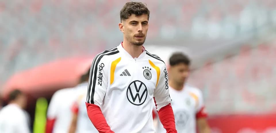 Joueur allemand s'échauffant avant un match