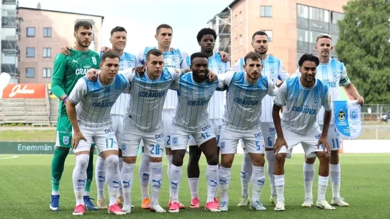 Équipe de Universitatea Craiova avant le match