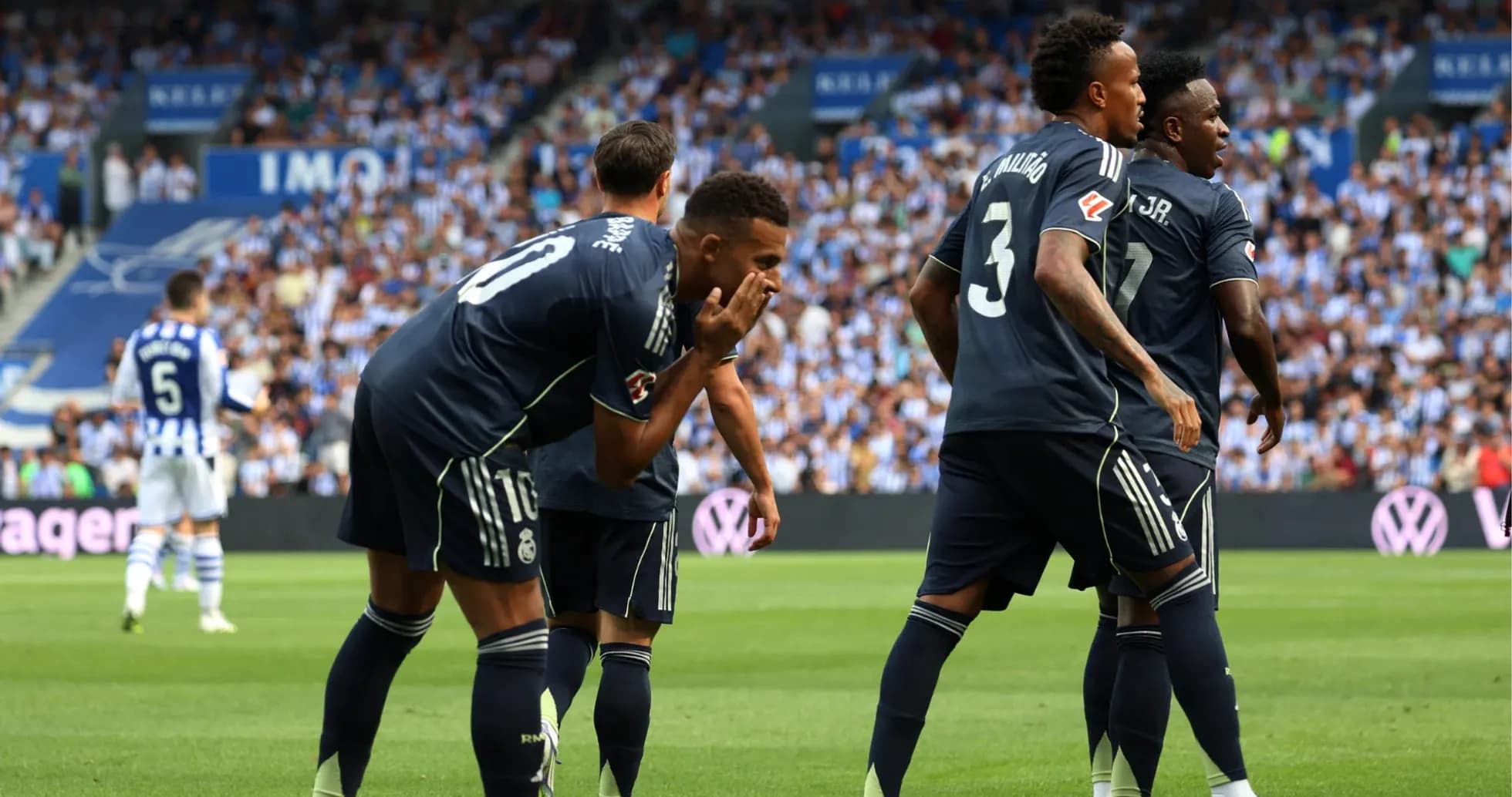 Joueurs célébrant un but pour le Real Madrid