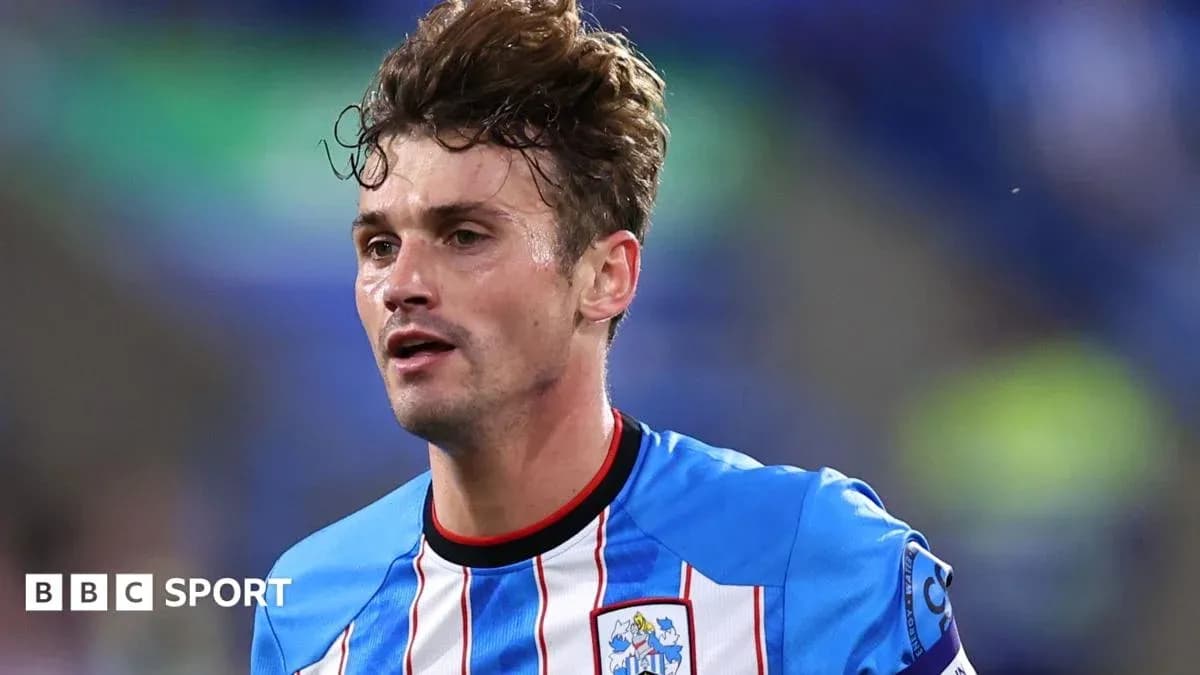 Joueur de Huddersfield Town en tenue de match
